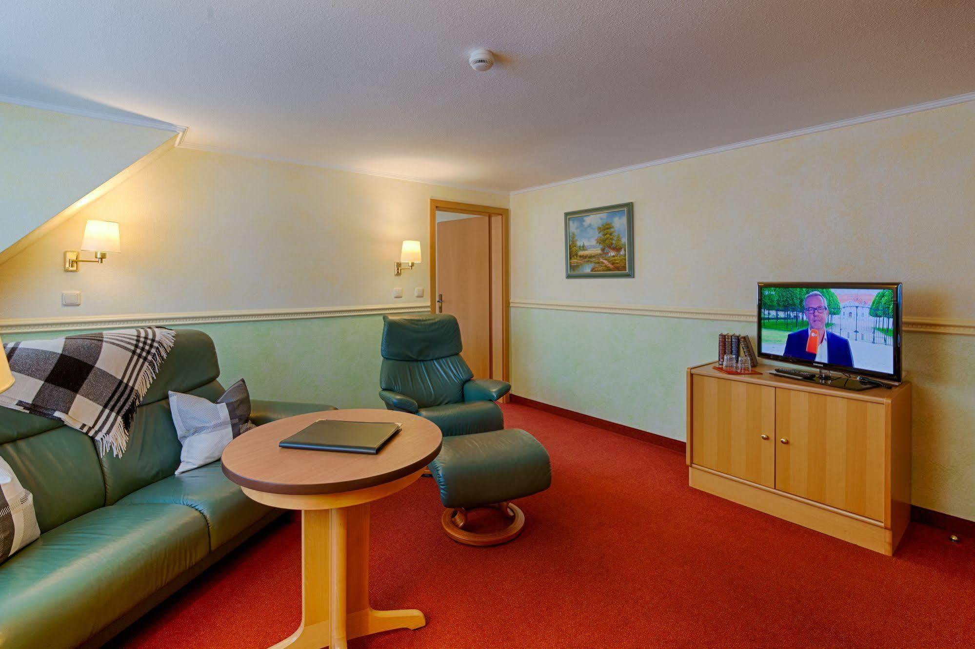 Hotel Garni Nussbaumhof Юкеріц Екстер'єр фото