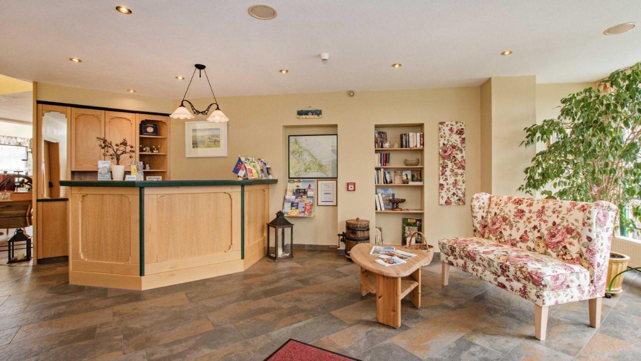 Hotel Garni Nussbaumhof Юкеріц Екстер'єр фото